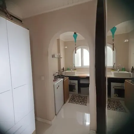 Apartment Sea View Flat - Includes Turkish Bath In Old Town.