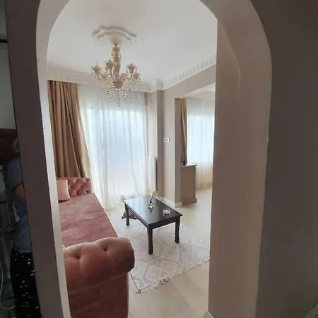Sea View Flat - Includes Turkish Bath In Old Town. *