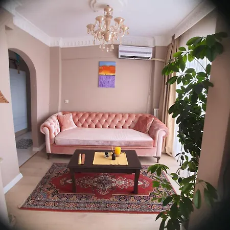 Sea View Flat - Includes Turkish Bath In Old Town. Istanbul